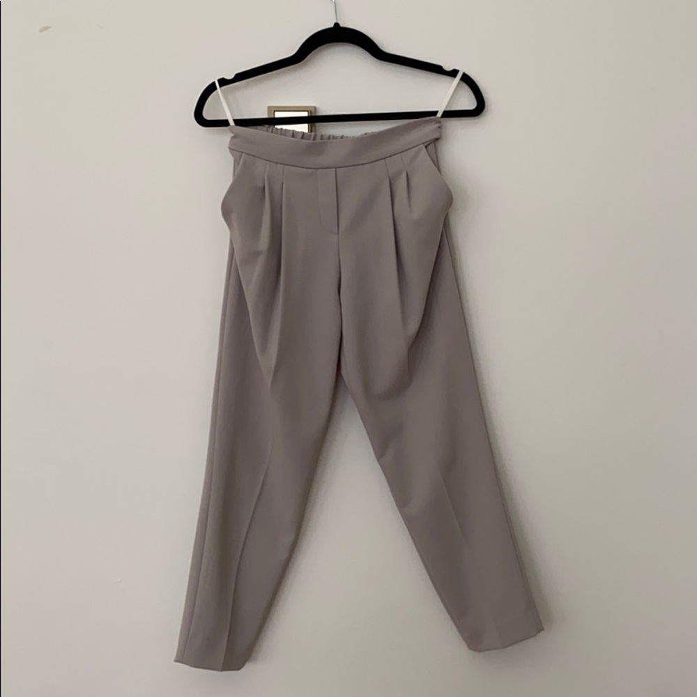 Aritzia Babaton cropped light grey pants